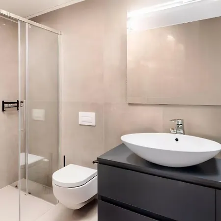 Realty Company Luxury Apartman