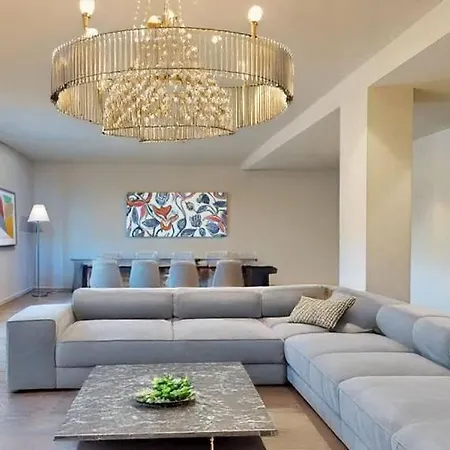 Realty Company Luxury Apartman Róma